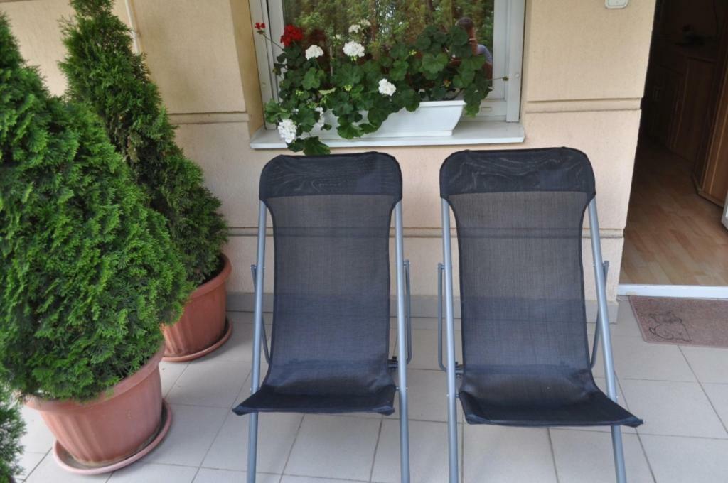 Relax Beach Apartman Hajduszoboszlo Exterior photo